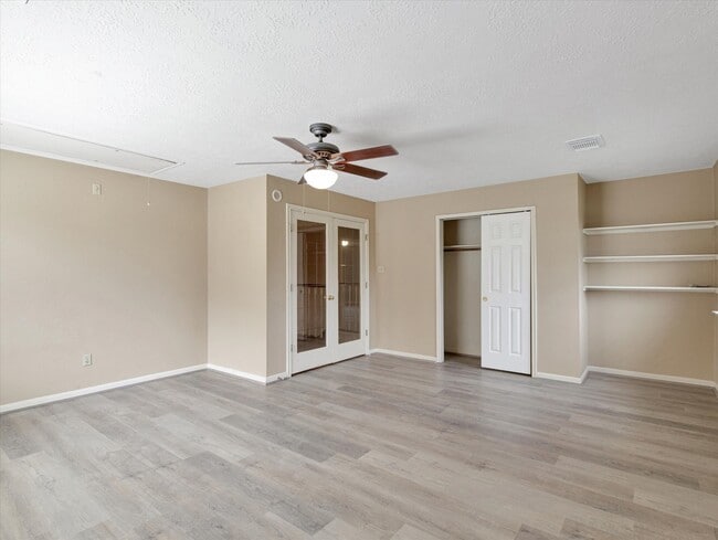 Building Photo - 16423 Ash Point Ln