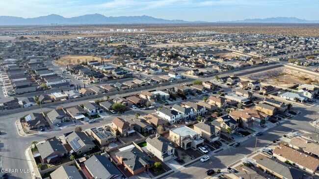 Building Photo - 4613 Al Hernandez St