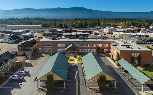 Building Photo - A Jewel in Downtown Cle Elum