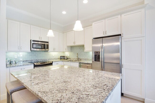 Building Photo - 106 Ocean Breeze Dr