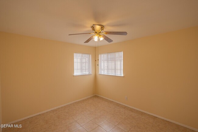 Building Photo - 3913 Titanic Ave