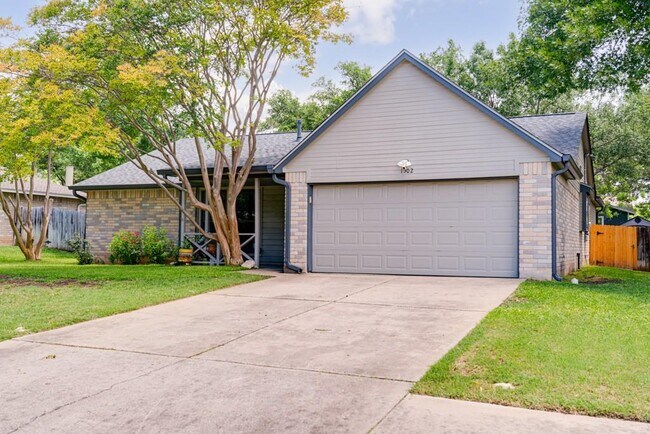 Building Photo - 1502 Quail Run Rd