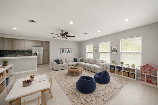 Building Photo - 5755 Belvedere Dr