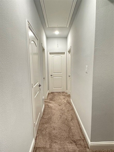 Building Photo - 317 Monument Hill Dr