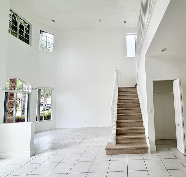 Building Photo - 6744 SW 195th Ave