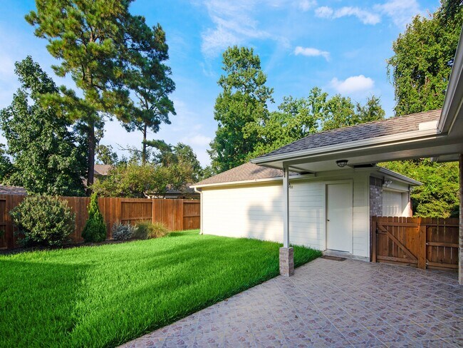 Building Photo - 6406 Pine Reserve Dr