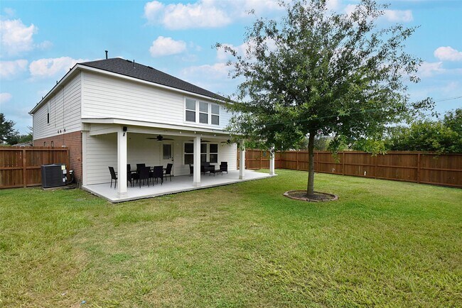 Building Photo - 10603 Ince Ln