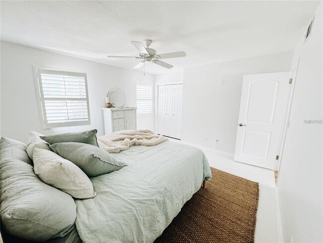 Building Photo - 212 Bunkerhill Ln