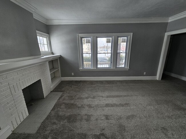 Building Photo - 3784 E 114th St