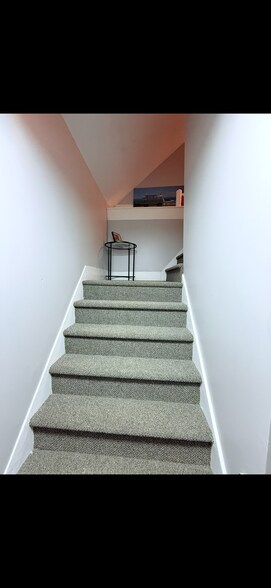 Building Photo - 15 Essex St