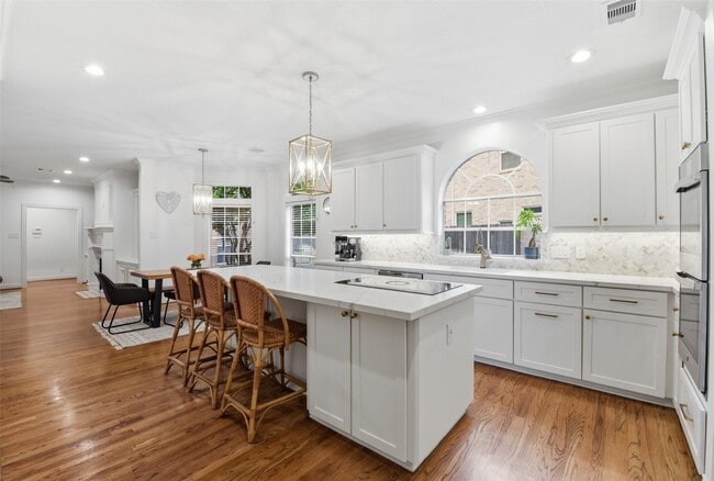 Building Photo - 19407 Kessington Ln