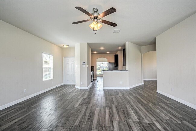 Building Photo - 17822 Aveleigh Ln