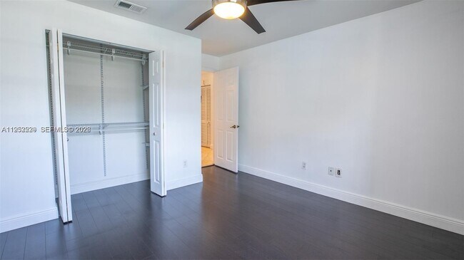 Building Photo - 14206 SW 97th Terrace