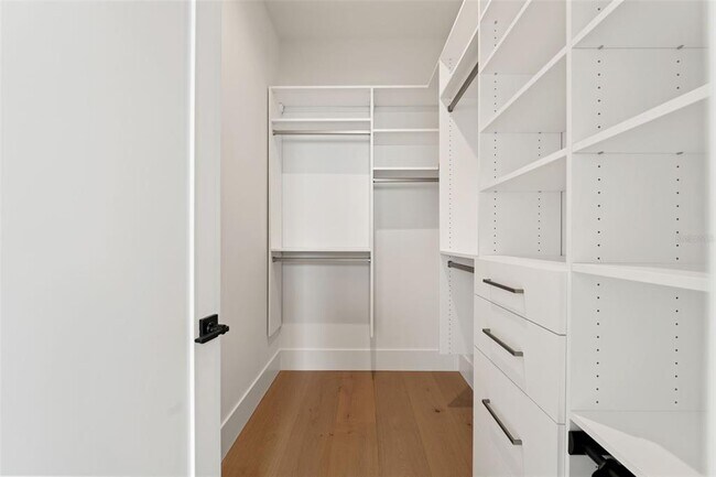 Building Photo - 804 Idlewood Dr