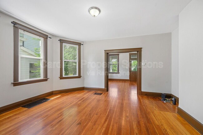 Building Photo - 4110 Bell St