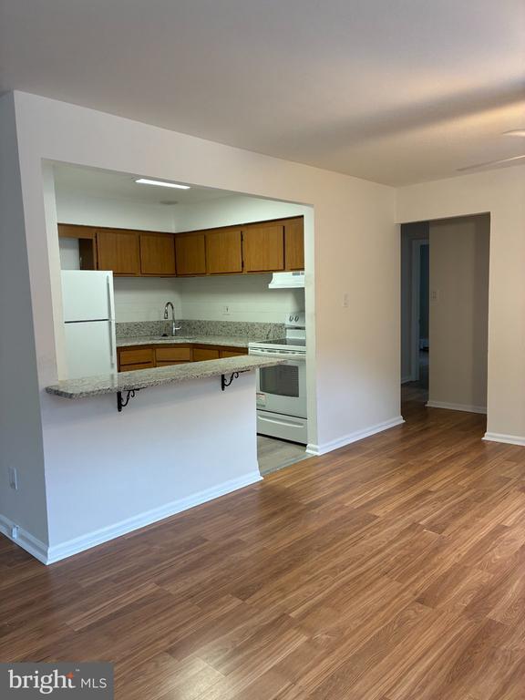 Building Photo - 512 Stidman Dr