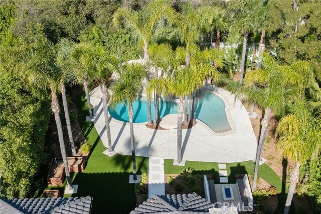 Building Photo - 17437 Oak Creek Ct