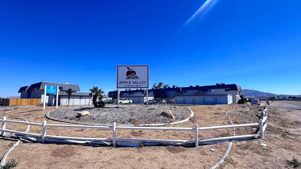 Primary Photo - Apple Valley Townhomes