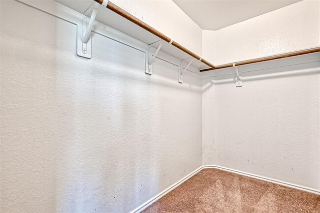 Building Photo - 2614 Lapwing Dr.