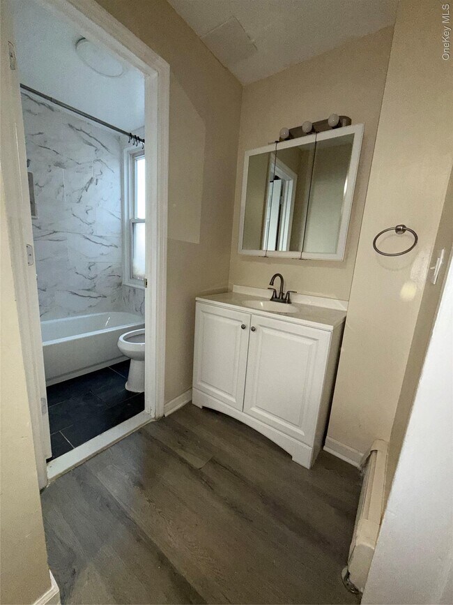 Building Photo - 27 Balding Ave