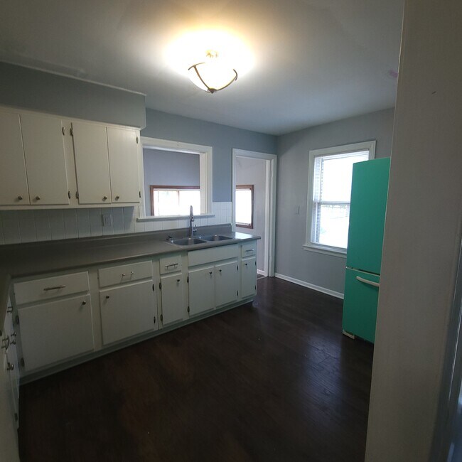 Building Photo - 534 Trebisky Rd