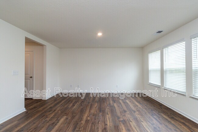 Building Photo - 3048 Nicole Cir