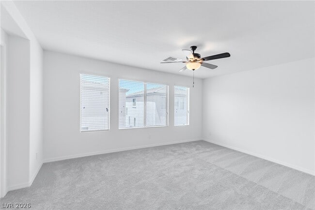 Building Photo - 5749 S Tioga Way