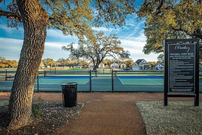 Building Photo - 215 Milam Crk Dr