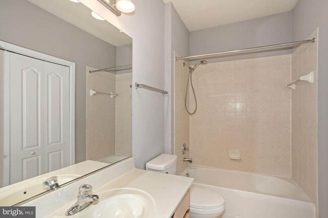 Building Photo - 22987 Eversole Terrace