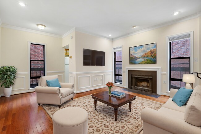 Primary Photo - 1669 Park Rd NW