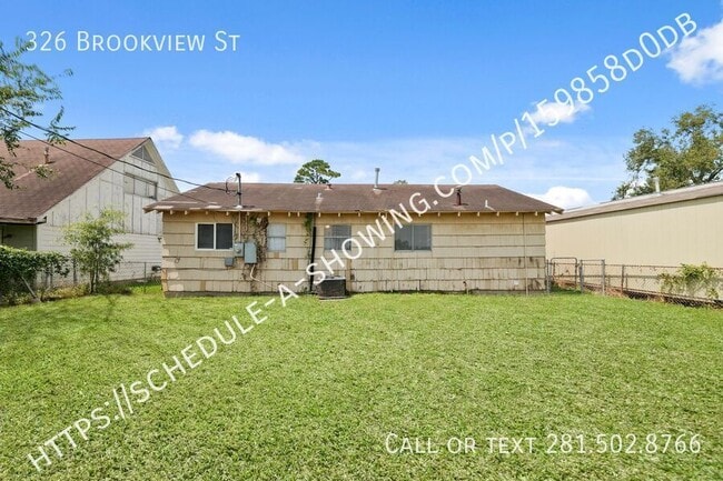 Building Photo - 326 Brookview St