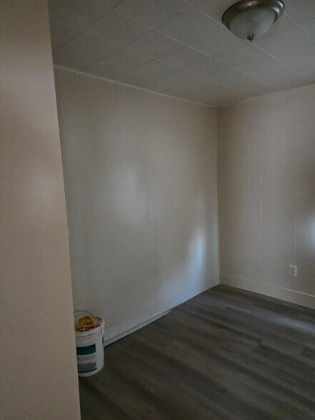 Building Photo - 9832 Arrow Route