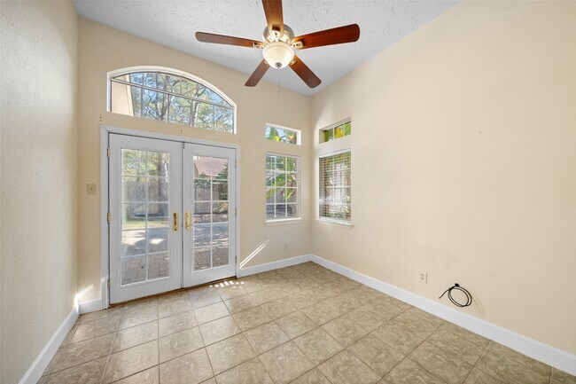 Building Photo - 5434 Garden Village Dr