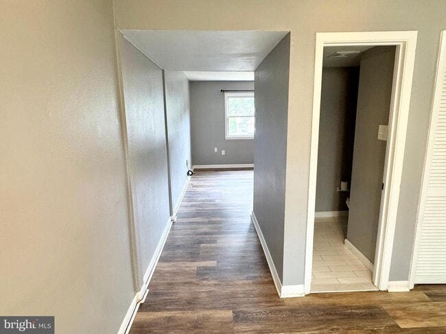 Building Photo - 814 Sledgehammer Dr