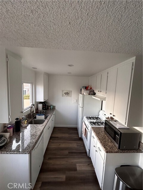 Building Photo - 2121 CA-1