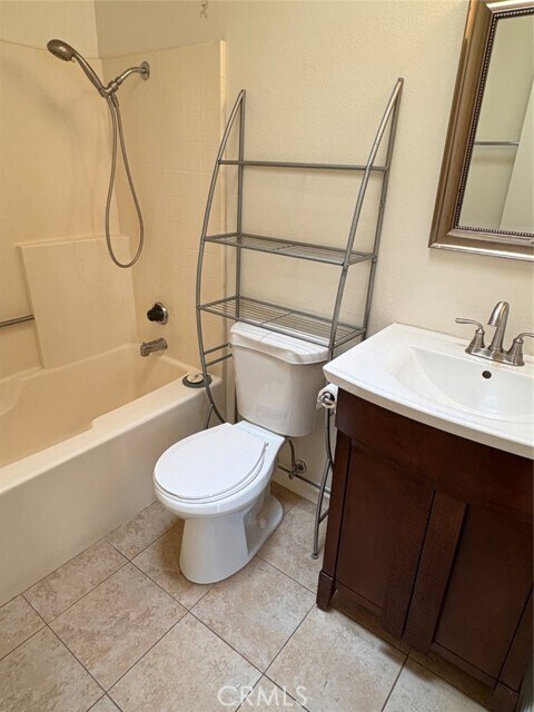Building Photo - 17641 Sergio Cir