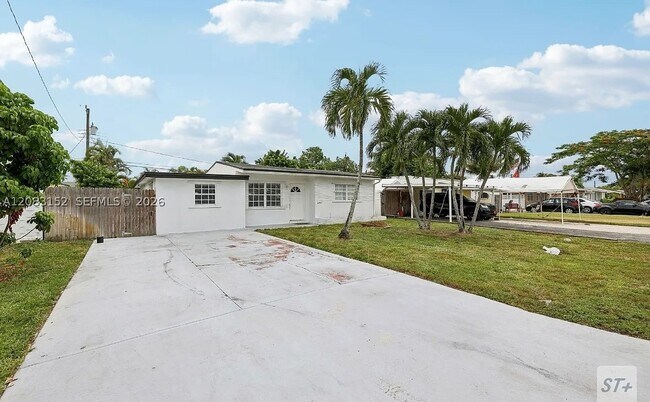 Building Photo - 6445 SW 22nd St