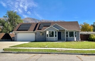 Building Photo - 614 N 550 E