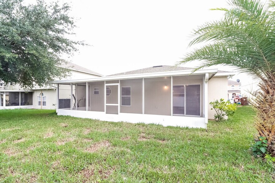 Building Photo - 452 Hammerstone Ave