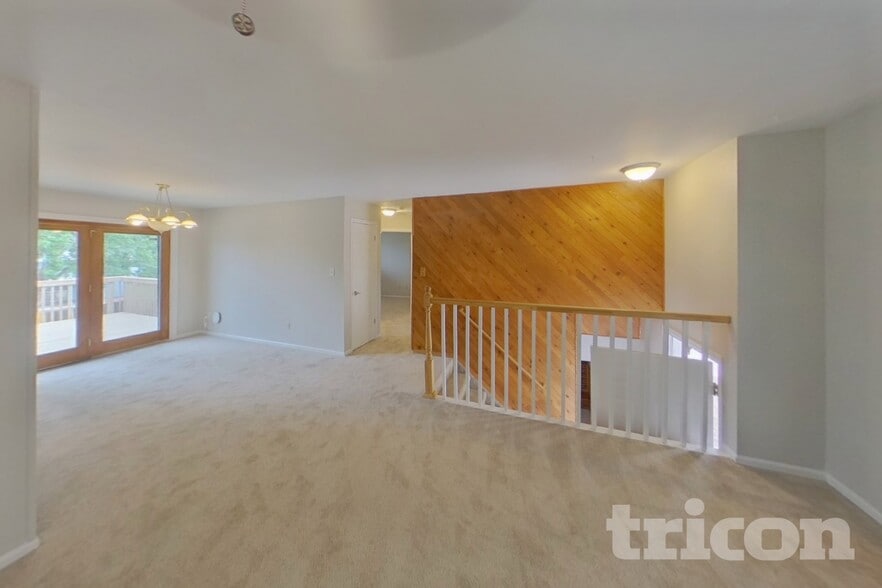 Building Photo - 3310 Red Onion Cir