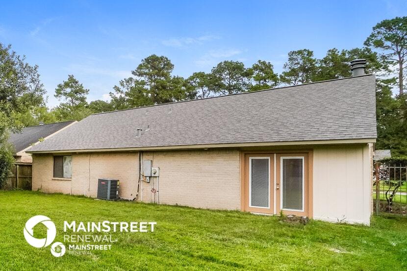 Building Photo - 2850 Canary Ln