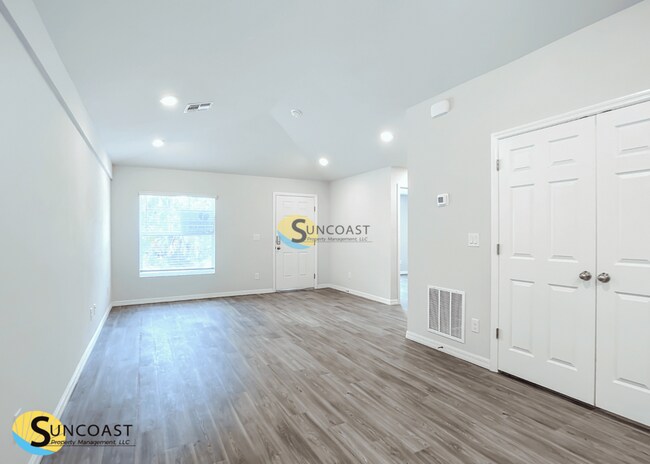 Building Photo - 3074 E Odier St