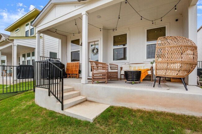 Building Photo - 7400 Travertine Spring Dr