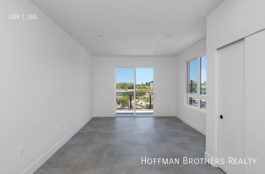 Building Photo - 3450 W 43rd St