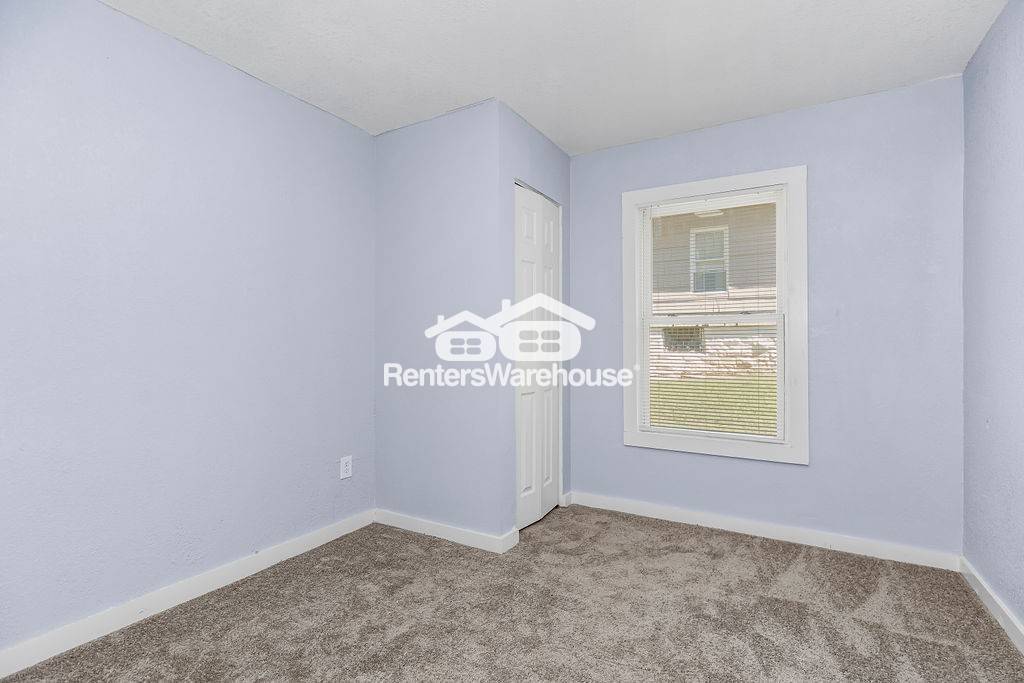 Building Photo - 1508 E 72nd St