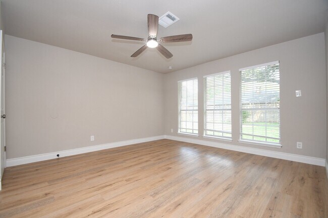 Building Photo - 1526 Barraud Ct