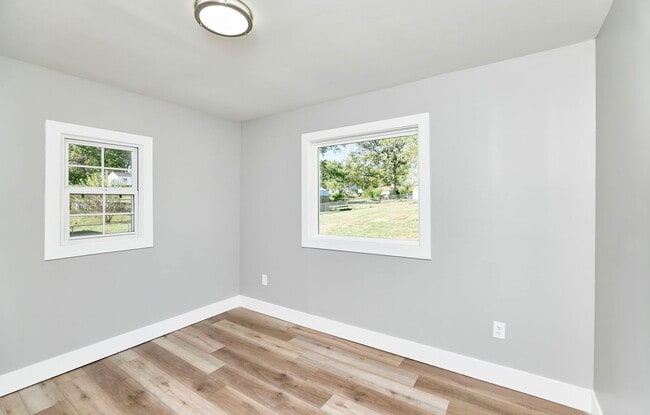 Building Photo - 2313 Burns Ave