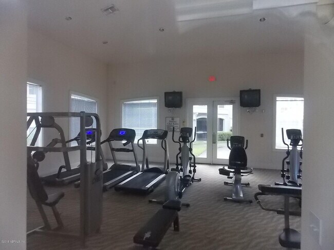 Building Photo - 1001 Monument Rd