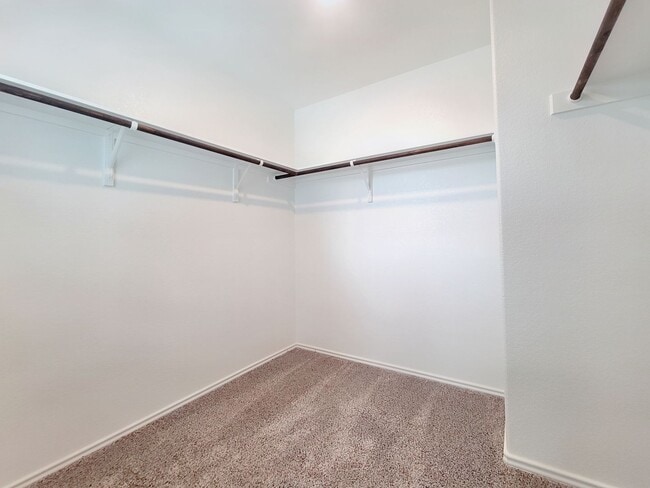 Building Photo - 7232 Dancing Wind Ln