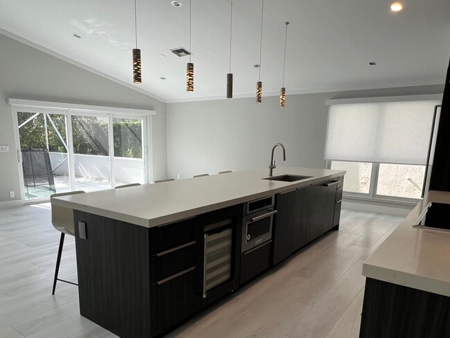 Building Photo - 1076 Siena Oaks Cir E